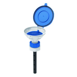 SCAT Funnel with lid “MARCO”, V2.0, S65, PE-HD, with lance (220 mm) and removable sieve