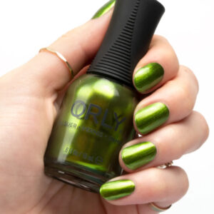 Clover and Over – Nail Lacquer 18ML